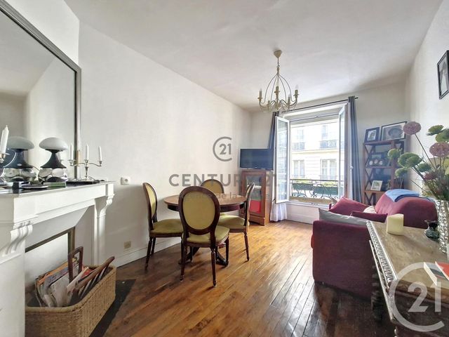 Appartement F2 à vendre - 2 pièces - 33.04 m2 - PARIS - 75011 - ILE-DE-FRANCE - Century 21 Agence De La Mairie