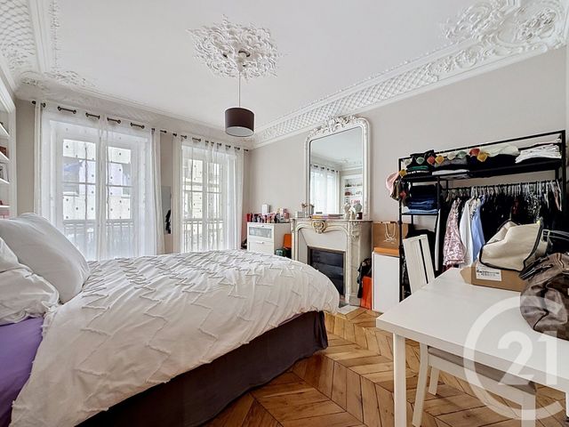 Appartement F3 à vendre - 3 pièces - 72.47 m2 - PARIS - 75009 - ILE-DE-FRANCE - Century 21 Agence De La Mairie