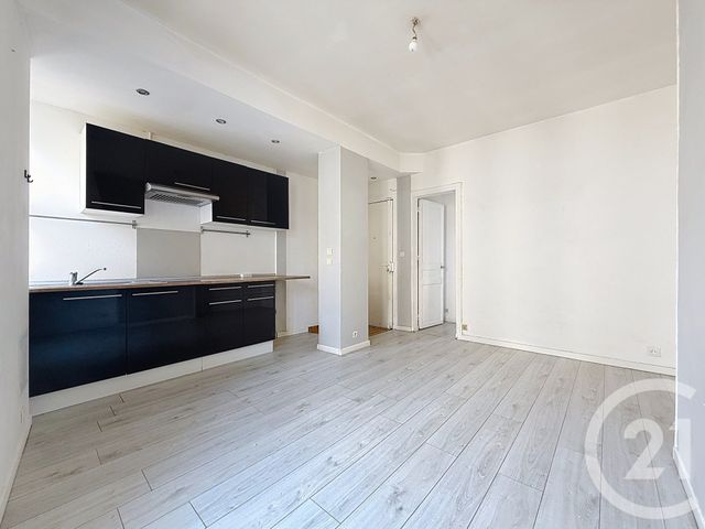 Appartement F2 à vendre - 2 pièces - 23.23 m2 - PARIS - 75011 - ILE-DE-FRANCE - Century 21 Agence De La Mairie