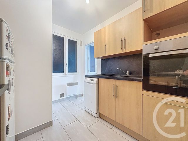 Appartement F3 à vendre - 3 pièces - 57.48 m2 - PARIS - 75011 - ILE-DE-FRANCE - Century 21 Agence De La Mairie