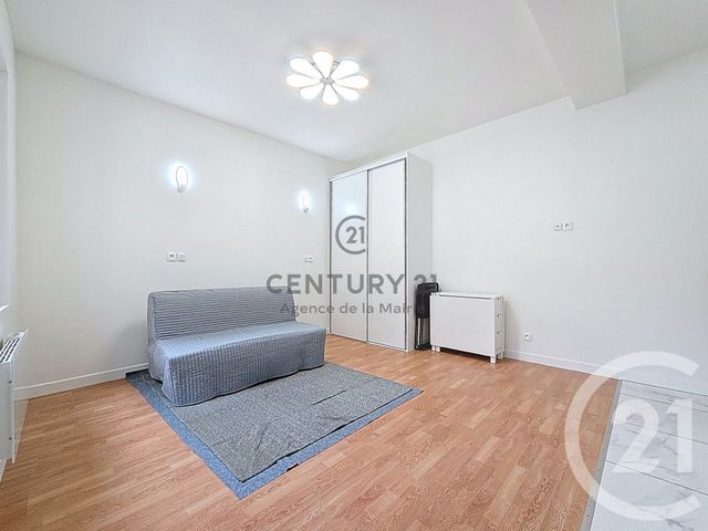 Appartement Studio à louer - 1 pièce - 23.07 m2 - FONTENAY SOUS BOIS - 94 - ILE-DE-FRANCE - Century 21 Agence De La Mairie