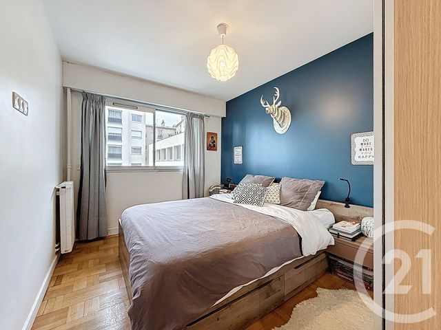 Appartement F3 à vendre - 3 pièces - 58.51 m2 - PARIS - 75020 - ILE-DE-FRANCE - Century 21 Agence De La Mairie