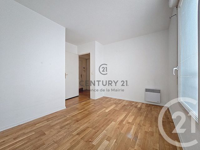 Appartement F2 à vendre - 2 pièces - 42.13 m2 - LES LILAS - 93 - ILE-DE-FRANCE - Century 21 Agence De La Mairie
