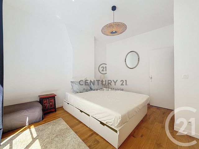 Appartement F3 à vendre - 3 pièces - 74.14 m2 - PARIS - 75011 - ILE-DE-FRANCE - Century 21 Agence De La Mairie