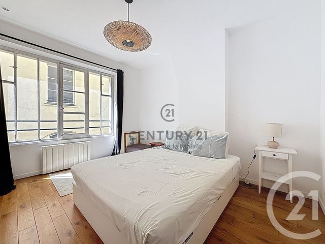Appartement F3 à vendre - 3 pièces - 74.14 m2 - PARIS - 75011 - ILE-DE-FRANCE - Century 21 Agence De La Mairie