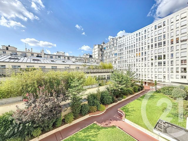 Appartement F3 à vendre - 3 pièces - 65.85 m2 - PARIS - 75011 - ILE-DE-FRANCE - Century 21 Agence De La Mairie