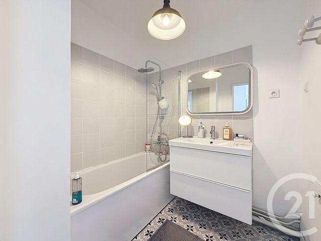 Appartement F4 à vendre - 5 pièces - 87.45 m2 - YERRES - 91 - ILE-DE-FRANCE - Century 21 Agence De La Mairie