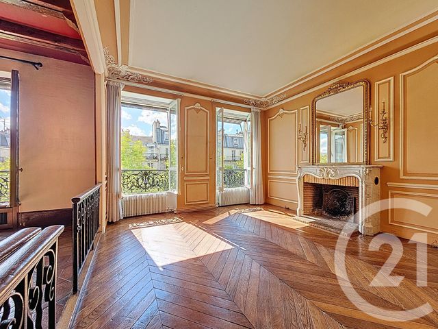 Afficher la photo en grand Appartement F5 à vendre - 5 pièces - 112.28 m2 - PARIS - 75011 - ILE-DE-FRANCE - Century 21 Agence De La Mairie