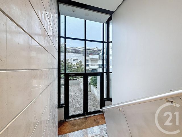 Appartement à vendre - 2 pièces - 44.52 m2 - SURESNES - 92 - ILE-DE-FRANCE - Century 21 Agence De La Mairie