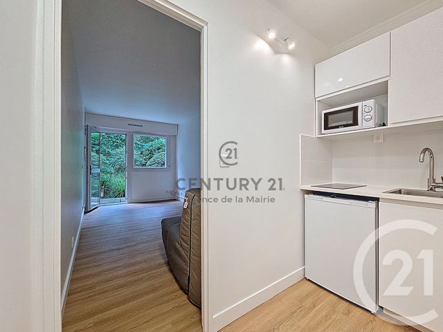 Appartement F1 à louer - 1 pièce - 18.78 m2 - PARIS - 75011 - ILE-DE-FRANCE - Century 21 Agence De La Mairie