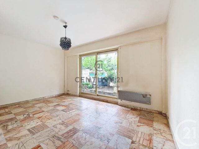 Appartement F1 à louer ST MAUR DES FOSSES