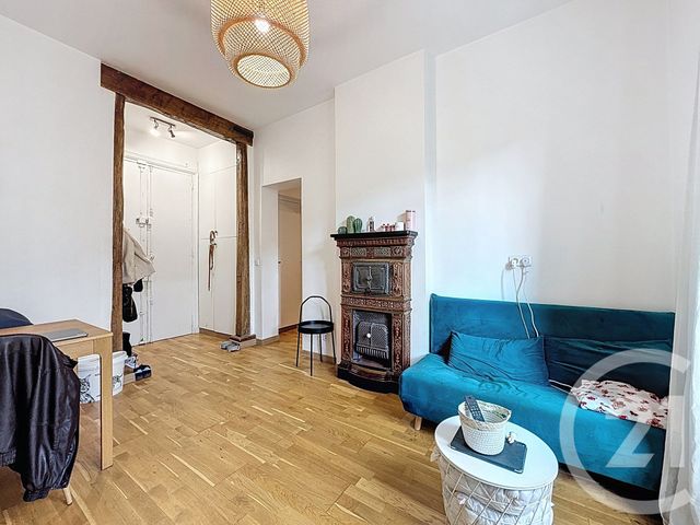 Appartement F2 à vendre - 2 pièces - 34.34 m2 - PARIS - 75011 - ILE-DE-FRANCE - Century 21 Agence De La Mairie