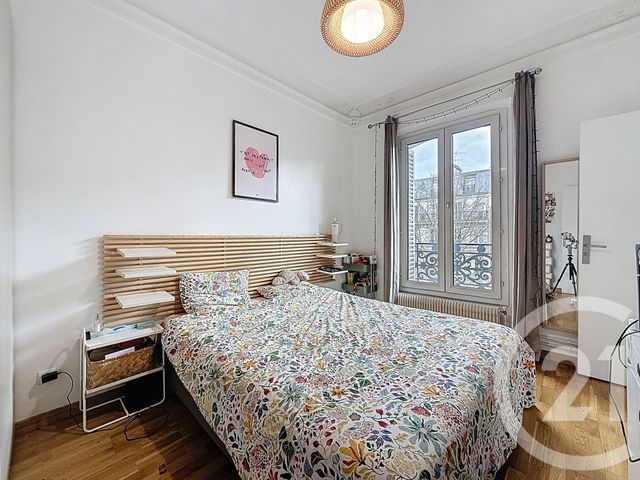 Appartement F2 à vendre - 2 pièces - 34.34 m2 - PARIS - 75011 - ILE-DE-FRANCE - Century 21 Agence De La Mairie