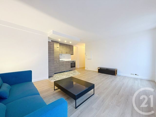 Appartement F2 à louer - 2 pièces - 54.7 m2 - PARIS - 75001 - ILE-DE-FRANCE - Century 21 Agence De La Mairie