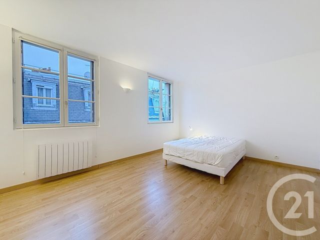Appartement F2 à louer - 2 pièces - 54.7 m2 - PARIS - 75001 - ILE-DE-FRANCE - Century 21 Agence De La Mairie