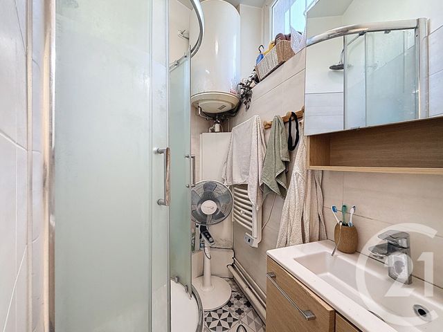 Appartement à vendre - 3 pièces - 49.56 m2 - PARIS - 75011 - ILE-DE-FRANCE - Century 21 Agence De La Mairie