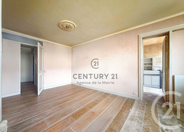 Appartement F5 à vendre - 5 pièces - 83.46 m2 - PARIS - 75013 - ILE-DE-FRANCE - Century 21 Agence De La Mairie