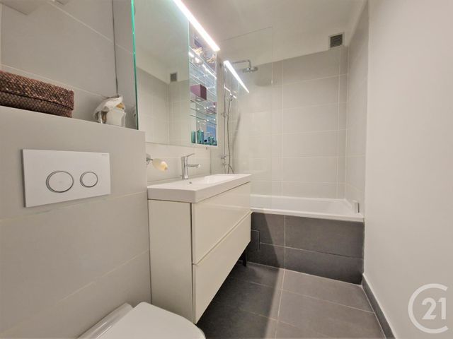 Appartement F2 à louer - 2 pièces - 43.4 m2 - ST MAUR DES FOSSES - 94 - ILE-DE-FRANCE - Century 21 Agence De La Mairie