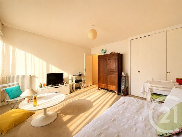 Appartement F1 à vendre - 1 pièce - 25.8 m2 - PARIS - 75020 - ILE-DE-FRANCE - Century 21 Agence De La Mairie