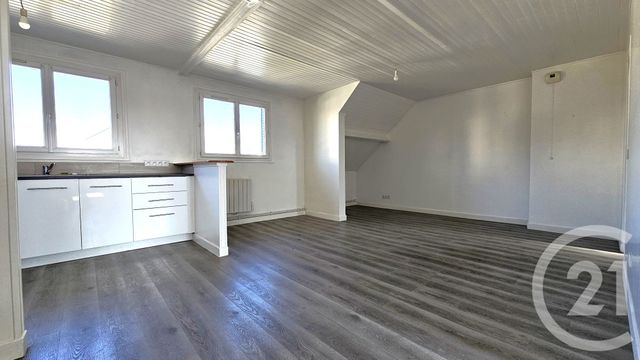Appartement F3 à louer - 3 pièces - 63.02 m2 - SUCY EN BRIE - 94 - ILE-DE-FRANCE - Century 21 Agence De La Mairie