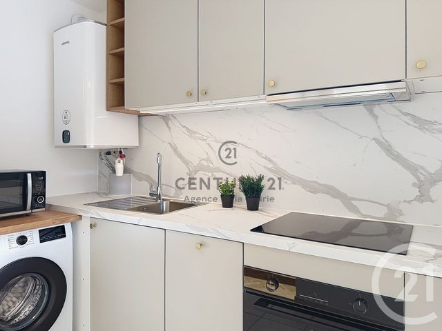 Appartement F2 à louer - 2 pièces - 44.31 m2 - ST MAUR DES FOSSES - 94 - ILE-DE-FRANCE - Century 21 Agence De La Mairie