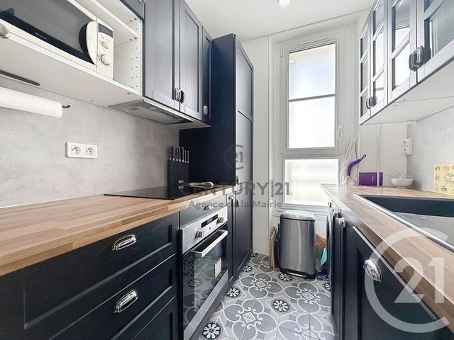 Appartement F2 à louer - 2 pièces - 42.72 m2 - PARIS - 75011 - ILE-DE-FRANCE - Century 21 Agence De La Mairie