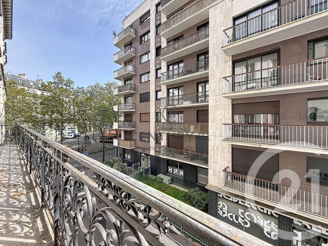 Appartement F3 à louer - 3 pièces - 68.24 m2 - PARIS - 75011 - ILE-DE-FRANCE - Century 21 Agence De La Mairie