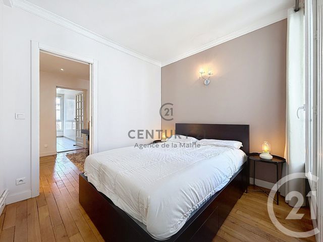 Appartement F2 à vendre - 2 pièces - 45.57 m2 - PARIS - 75007 - ILE-DE-FRANCE - Century 21 Agence De La Mairie