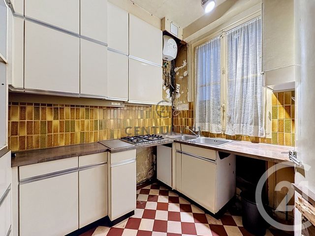 Appartement à vendre - 4 pièces - 90.22 m2 - PARIS - 75011 - ILE-DE-FRANCE - Century 21 Agence De La Mairie