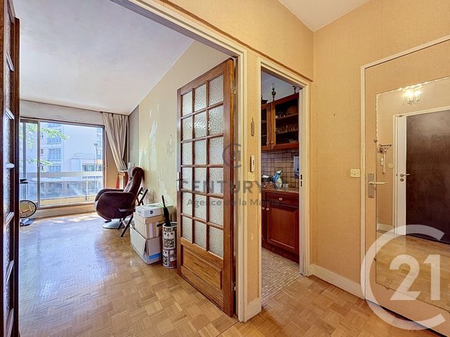 Appartement F3 à vendre - 3 pièces - 66.01 m2 - LES LILAS - 93 - ILE-DE-FRANCE - Century 21 Agence De La Mairie