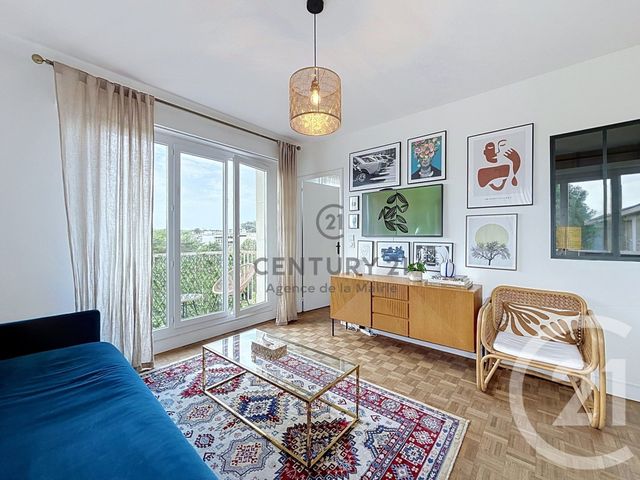 Appartement F4 à louer - 4 pièces - 69.95 m2 - FONTENAY SOUS BOIS - 94 - ILE-DE-FRANCE - Century 21 Agence De La Mairie