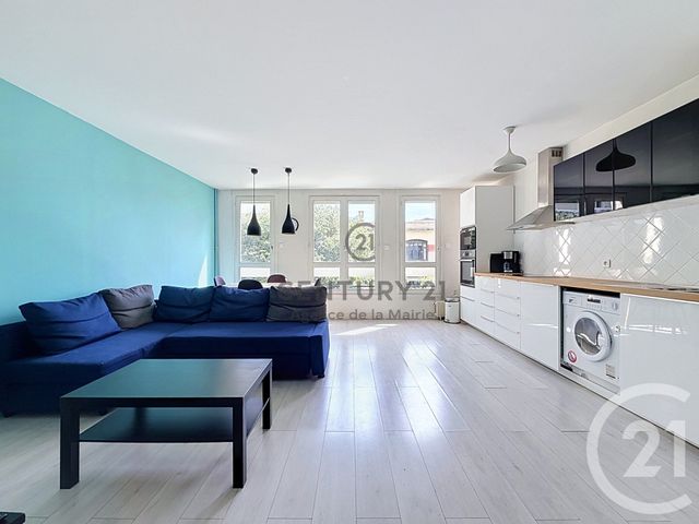 Appartement F2 à vendre - 2 pièces - 53.62 m2 - PARIS - 75011 - ILE-DE-FRANCE - Century 21 Agence De La Mairie