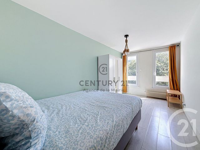 Appartement F2 à vendre - 2 pièces - 53.62 m2 - PARIS - 75011 - ILE-DE-FRANCE - Century 21 Agence De La Mairie