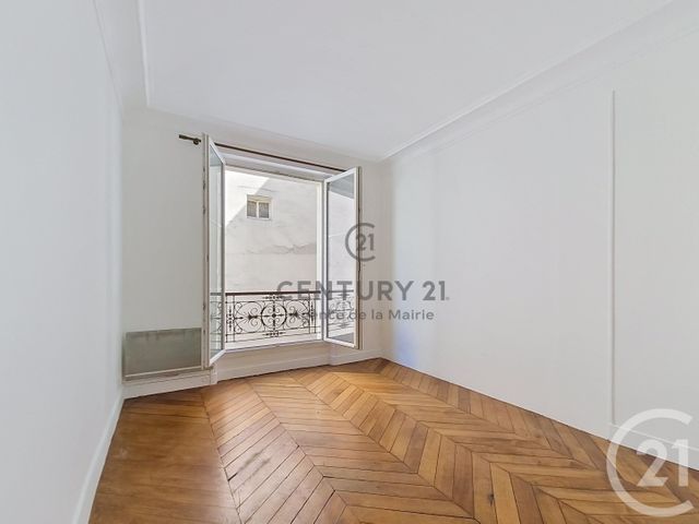 Appartement F3 à louer PARIS
