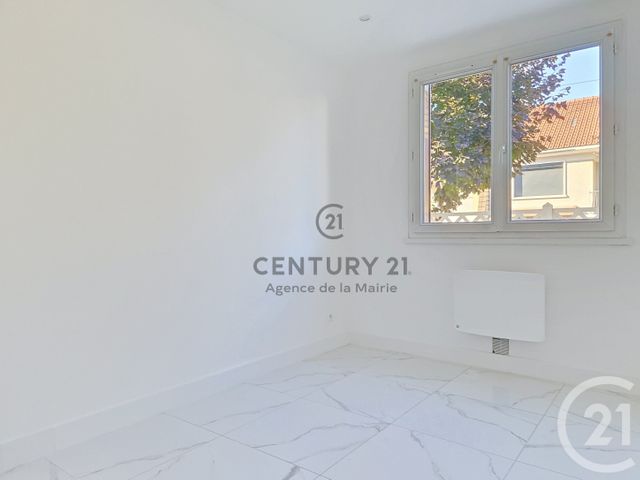 Appartement F2 à louer - 2 pièces - 42.0 m2 - DRANCY - 93 - ILE-DE-FRANCE - Century 21 Agence De La Mairie