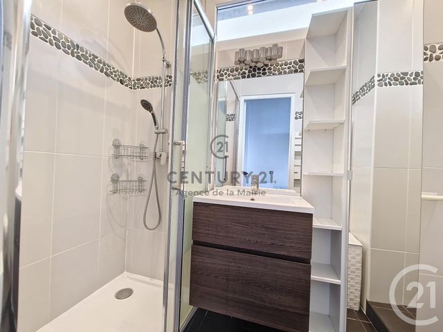 Appartement F2 à louer - 2 pièces - 37.25 m2 - IVRY SUR SEINE - 94 - ILE-DE-FRANCE - Century 21 Agence De La Mairie