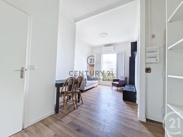 Appartement F2 à louer - 2 pièces - 37.25 m2 - IVRY SUR SEINE - 94 - ILE-DE-FRANCE - Century 21 Agence De La Mairie