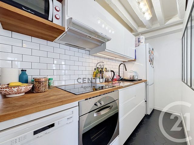 Appartement F2 à vendre - 2 pièces - 33.51 m2 - PARIS - 75011 - ILE-DE-FRANCE - Century 21 Agence De La Mairie