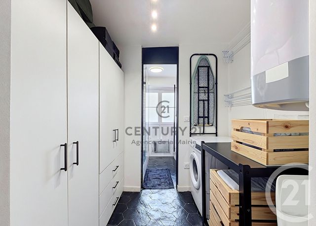 Appartement F2 à vendre - 2 pièces - 33.51 m2 - PARIS - 75011 - ILE-DE-FRANCE - Century 21 Agence De La Mairie