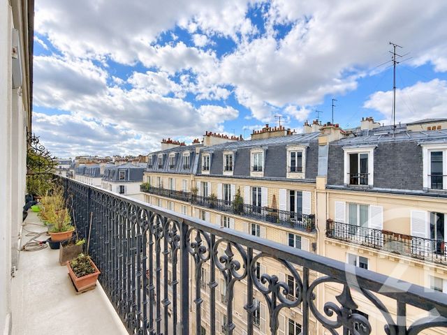 Appartement à vendre - 2 pièces - 36.58 m2 - PARIS - 75011 - ILE-DE-FRANCE - Century 21 Agence De La Mairie
